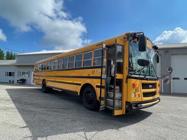 School Bus charter bus rental — photo 3